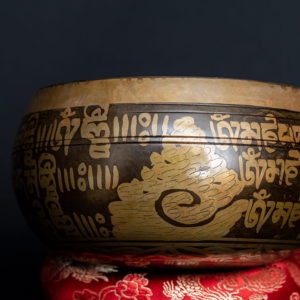 Tibetan singing bowl with hand-carved pattern | Singing Bowl | Handmade in Nepal