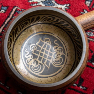 Tibetan singing bowl with hand-carved pattern | Singing Bowl | Handmade in Nepal